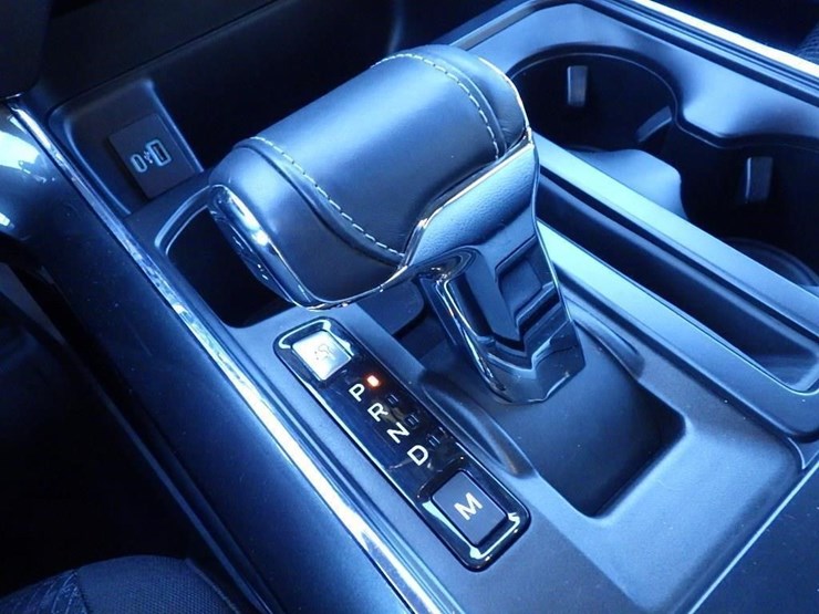 2021-ford-f150-image-26