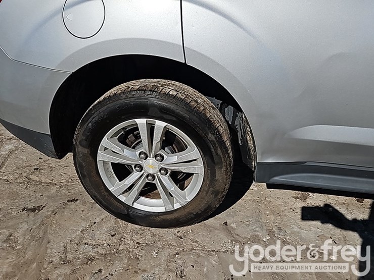 2015-chevrolet-equinox-image-8