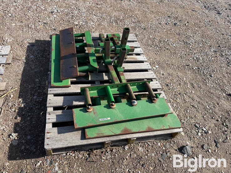 30"-spring-loaded-smoother/smasher-units-image-6