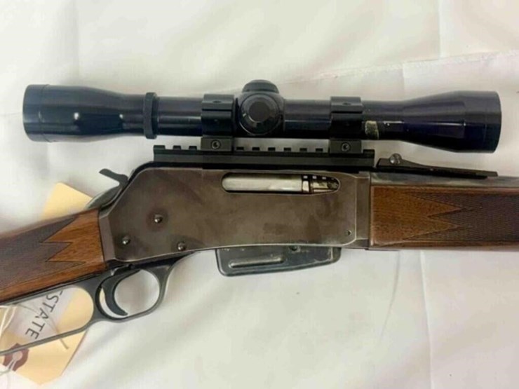 browning---lever-action-rifle-image-7