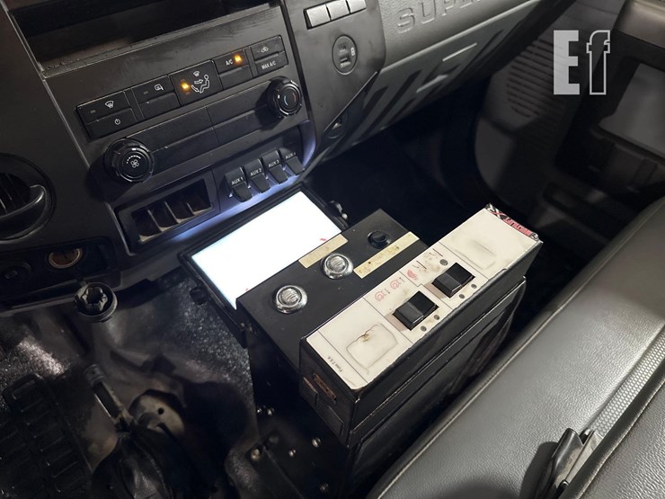 2023-ford-f650-sd-image-25