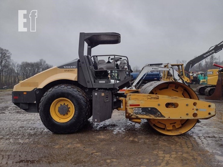 2014-volvo-sd115-image-3