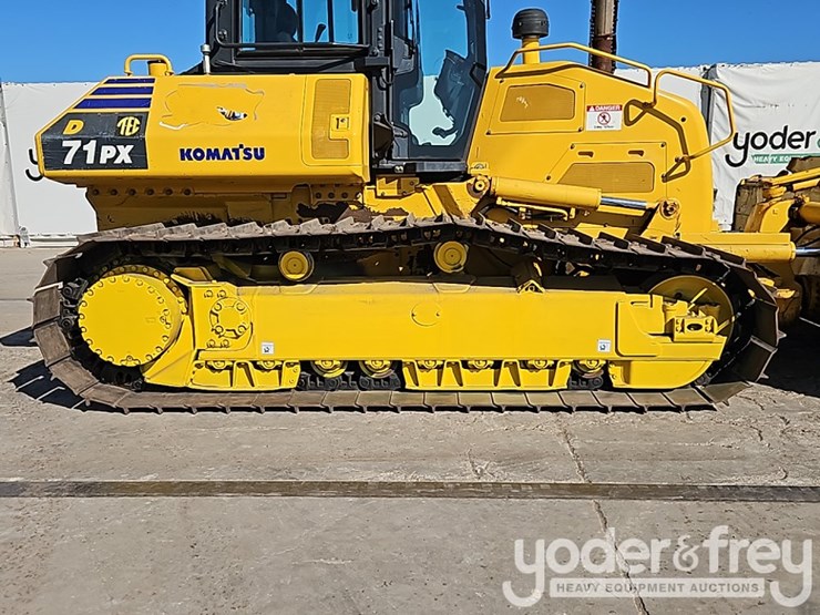 2023-komatsu-d71px-24-image-8