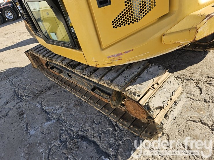 2019-caterpillar-308-cr-image-27