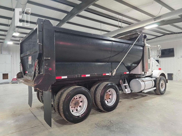 2006-kenworth-t800-image-3