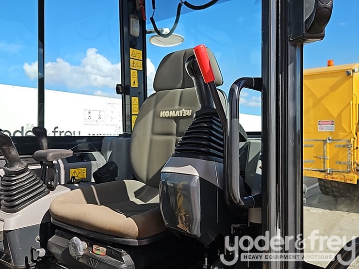 2024-komatsu-pc55mr-image-42