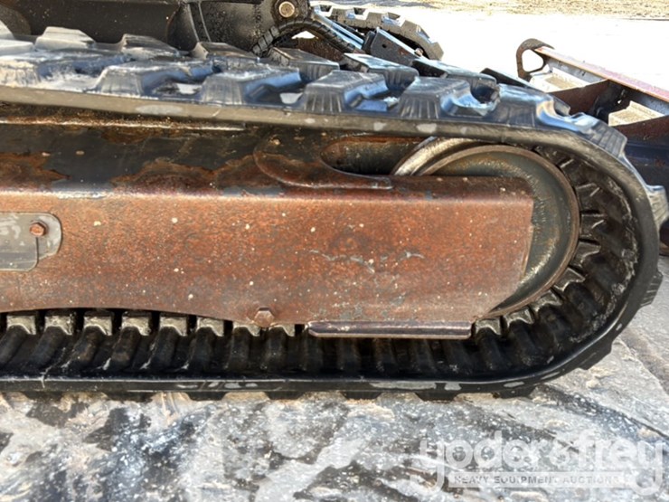 2020-bobcat-e26-image-12