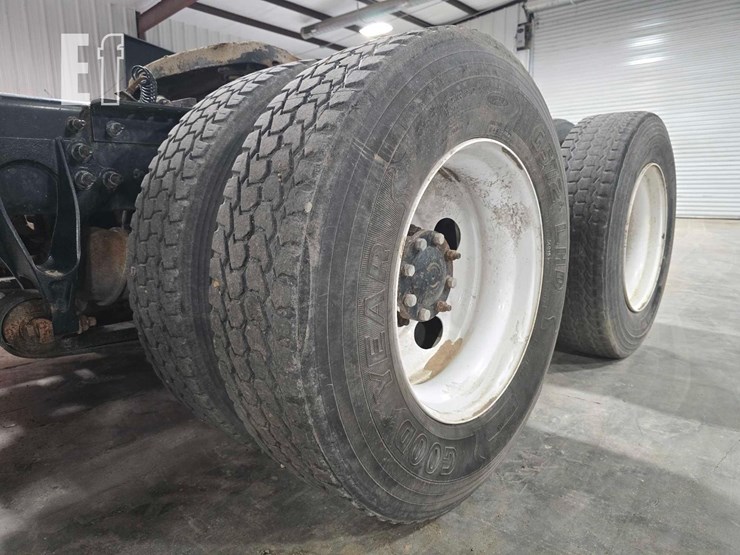 2017-international-transtar-8600-image-25