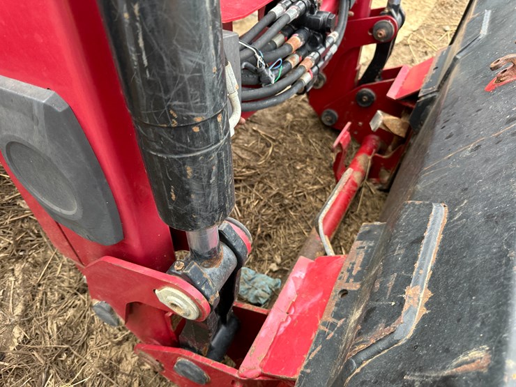 #38413-•-case-125a-mfwd-tractor-image-35