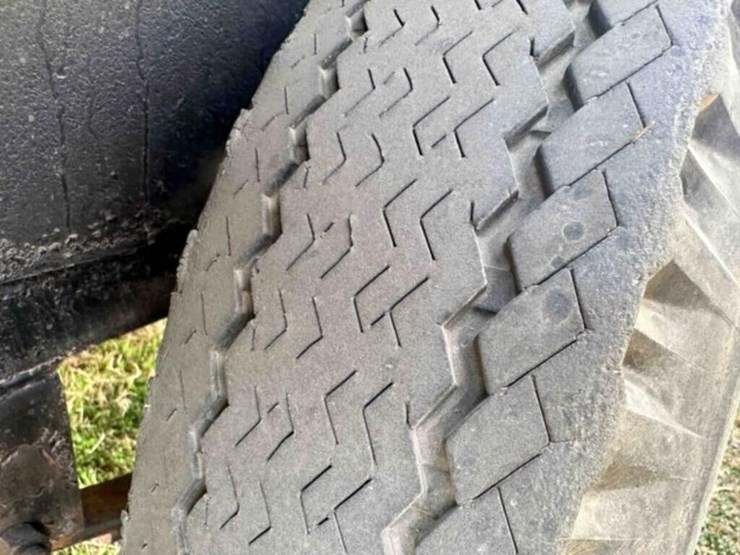 flatbed-trailer-image-11