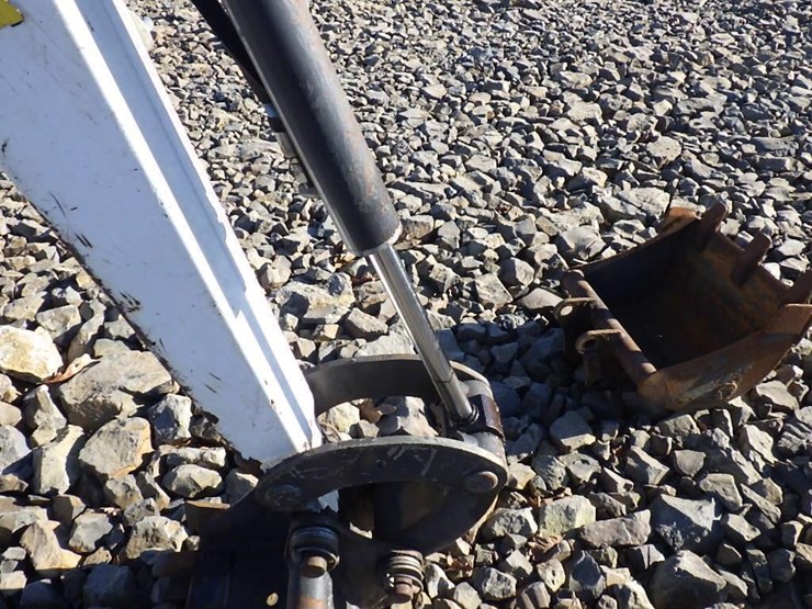 2021-bobcat-e10-image-20