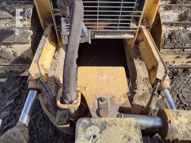 2008-deere-750j-image-16