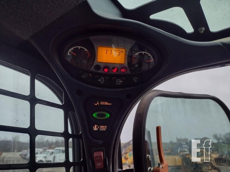 2022-bobcat-t595-image-7