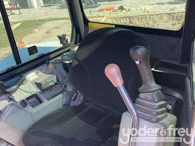 2020-bobcat-e50r2-image-6