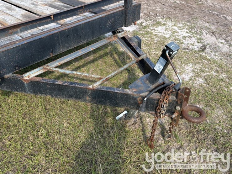 tandem-axle-equipment-trailer,-pintle-hitch,-ramps,-14,000lb-gvwr-image-5