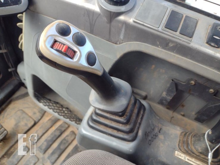 2014-bobcat-e85-image-10