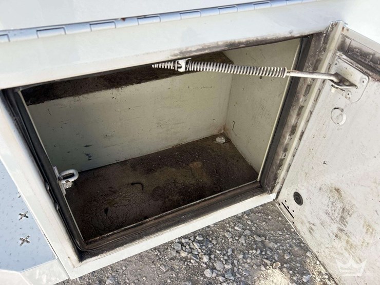 2011-ford-f250-image-26