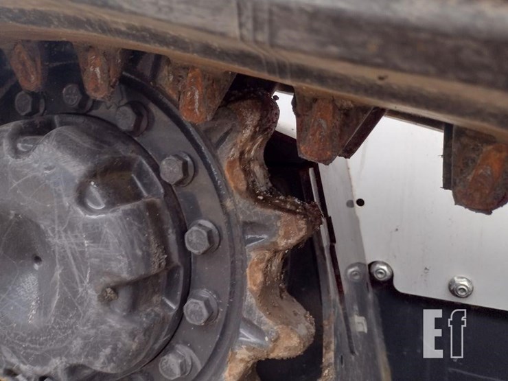 2022-bobcat-t595-image-22