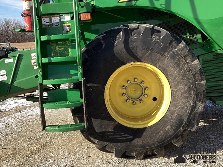 2017-john-deere-s670-image-15