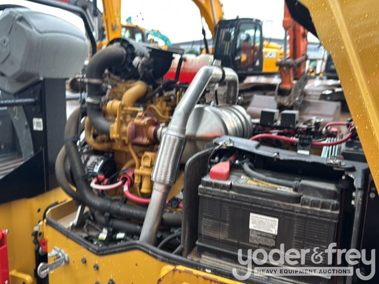 2024-caterpillar-cb2.7-image-20