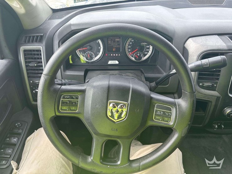 2016-ram-4500-crew-cab-landscape-dump-truck-image-11