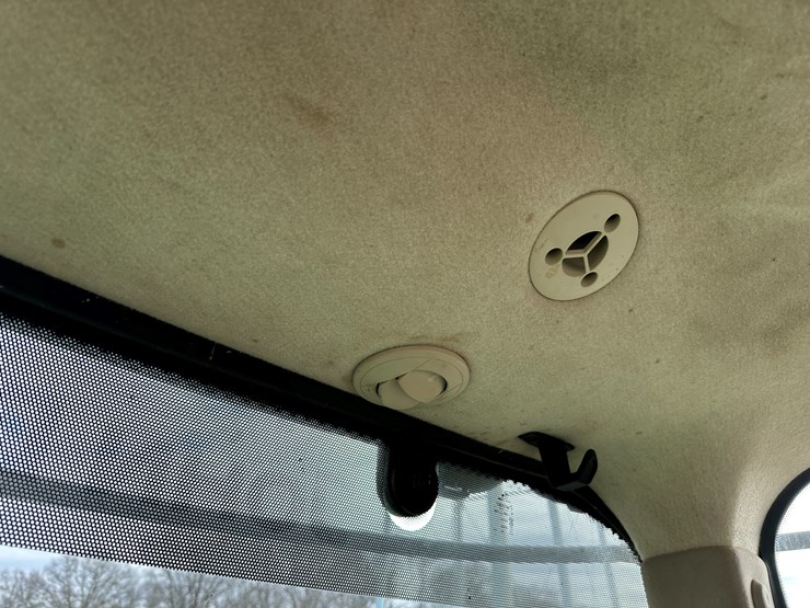 2013-john-deere-9560r-image-79