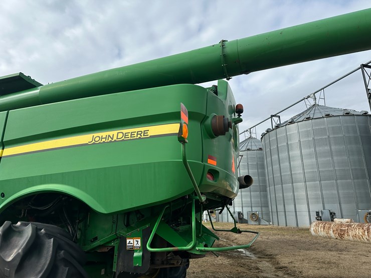 #38409-•-2014-john-deere-s680s-prwd-combine-image-18