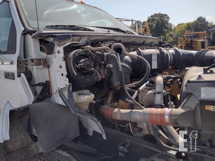 ford-f750-xl-image-18