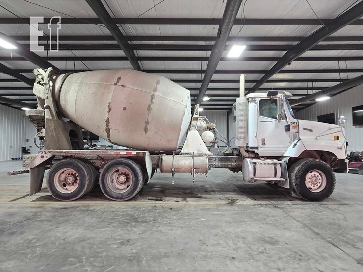 2007-international-paystar-5600-image-6