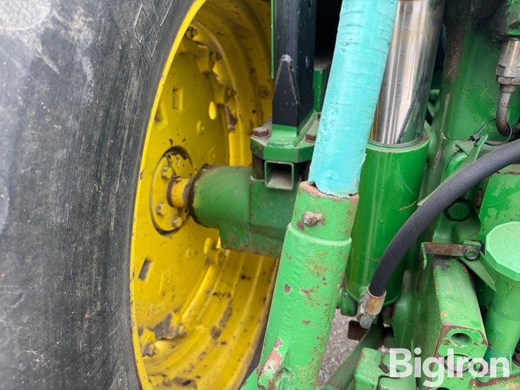 1993-john-deere-6400-image-16