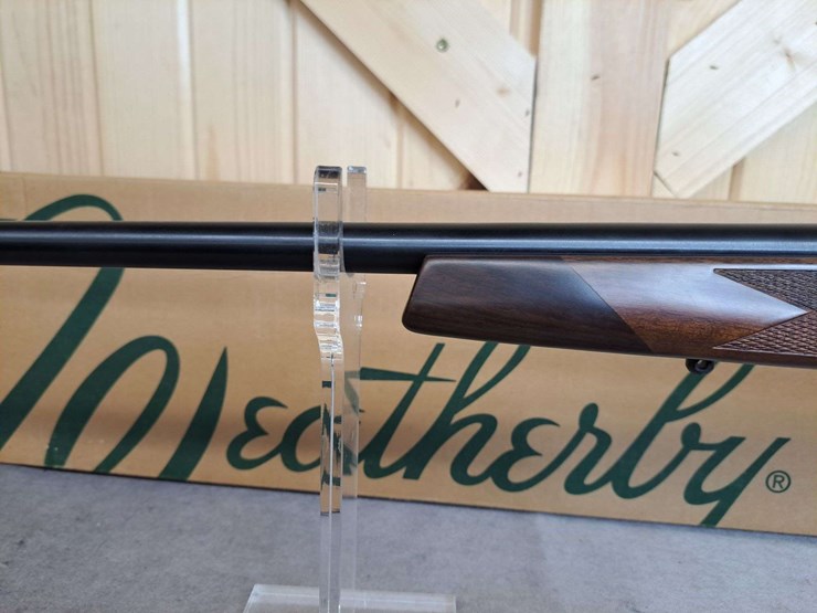 weatherby-vanguard-.300-wby-magnum-bolt-rifle-image-7