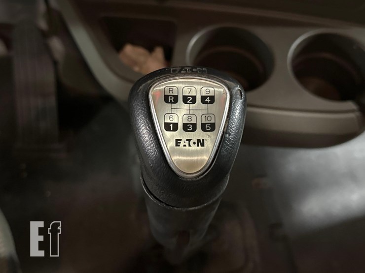 2018-kenworth-t680-image-22