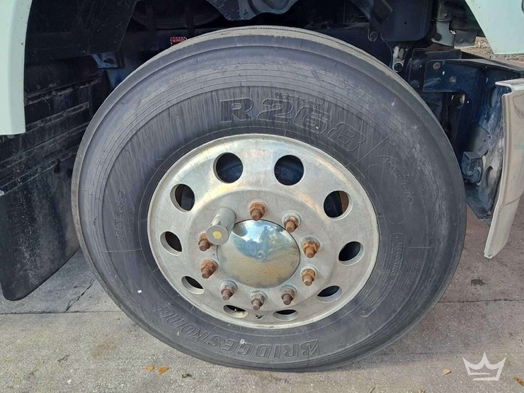 2022-mack-pinnacle-t/a-wet-kit-day-cab-truck-tractor-image-38