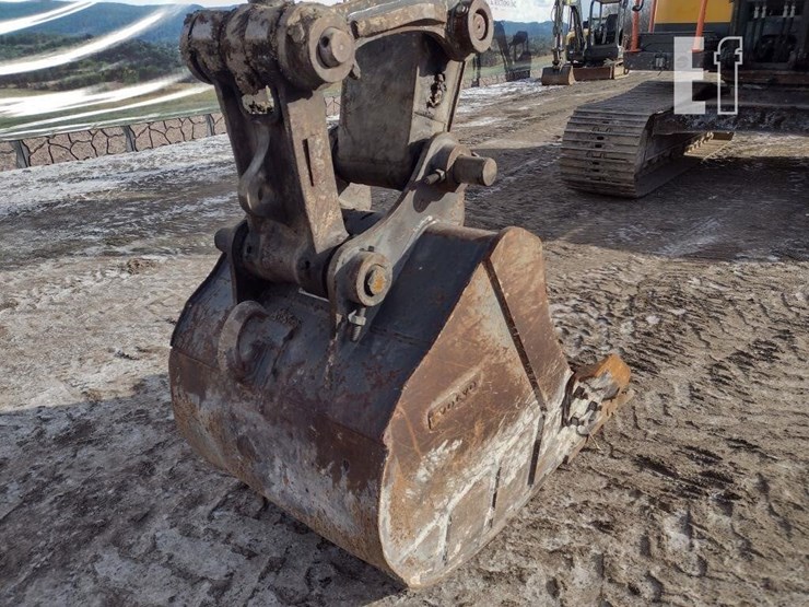 2019-volvo-ec140el-image-17