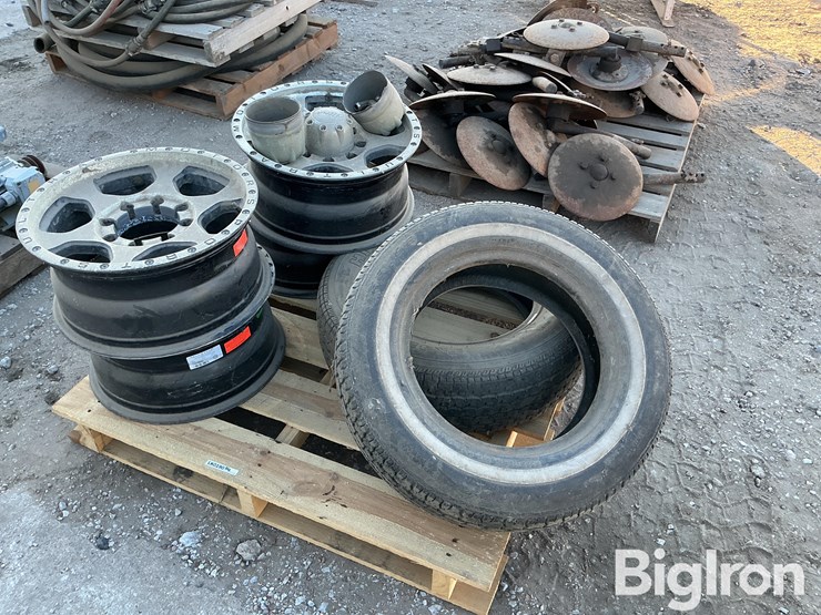 ultra-motorsports-17x9-aluminum-8-bolt-rims-image-1