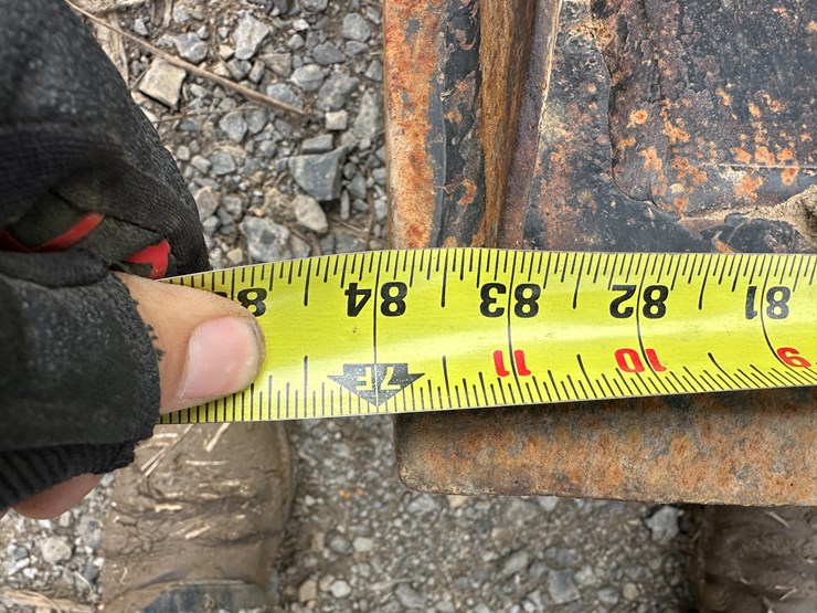 #38413-•-case-125a-mfwd-tractor-image-37