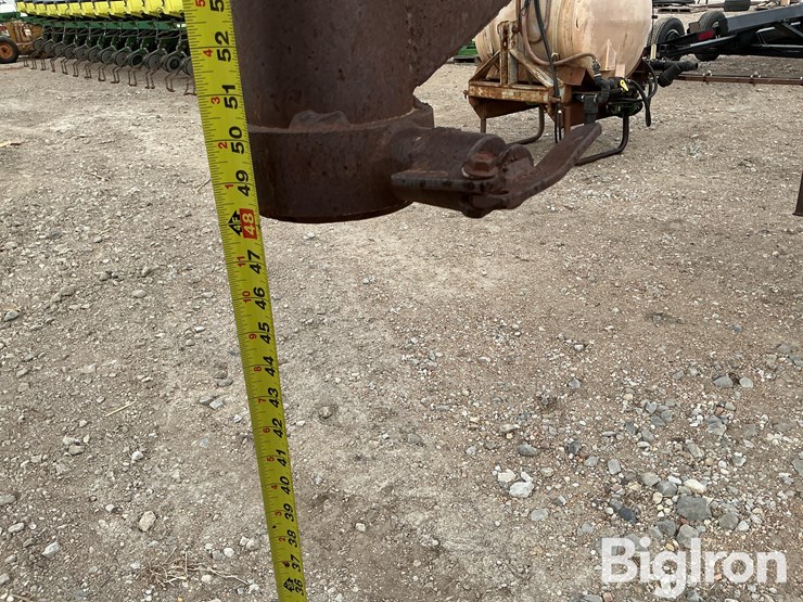 shop-built-gooseneck-silage-wagon-frame-image-11