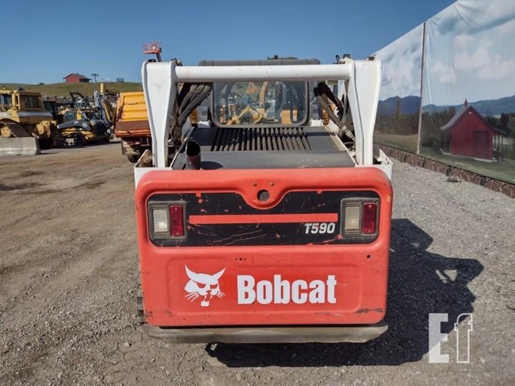 2020-bobcat-t590-image-4