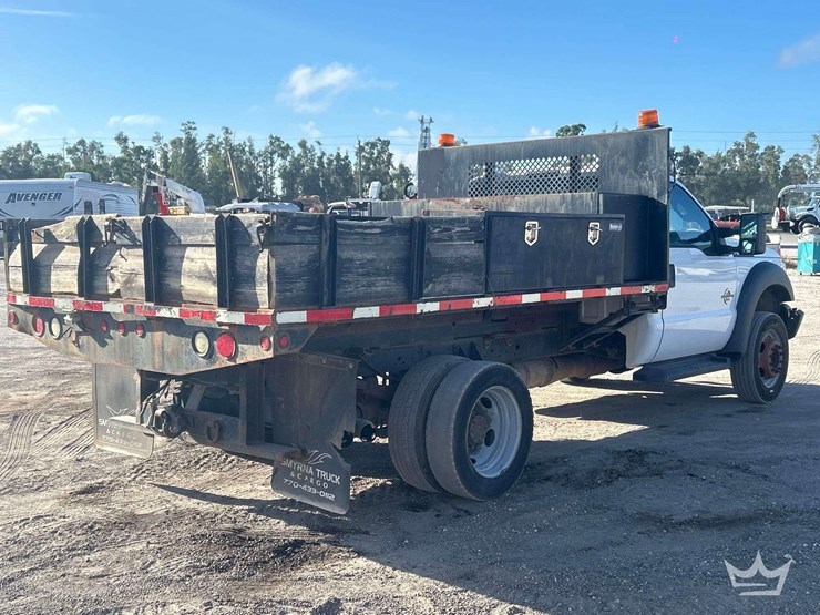 2016-utility-flatbed-image-3