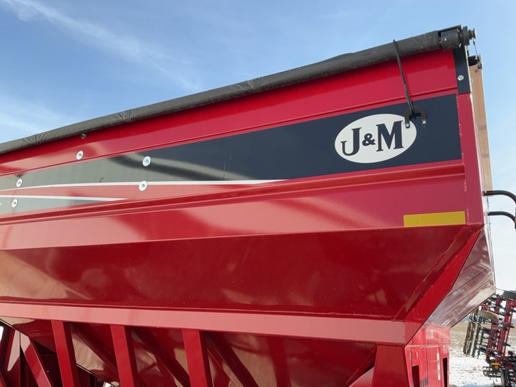 j&m-555-gravity-wagon-image-40