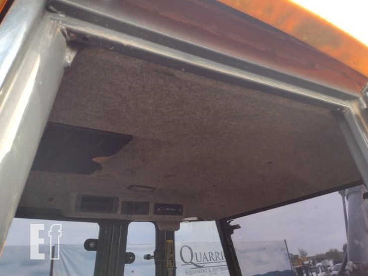 2019-deere-310sl-image-17