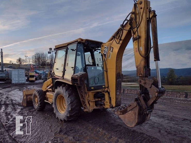 2005-caterpillar-420d-image-39
