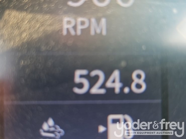 2022-deere-450k-image-35