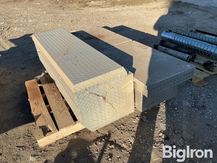 aluminum-pickup-toolboxes-image-1