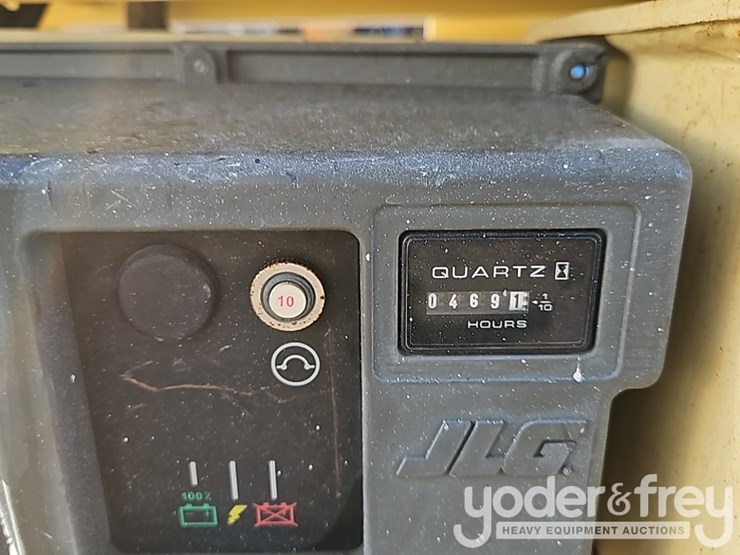 2016-jlg-2632es-image-14