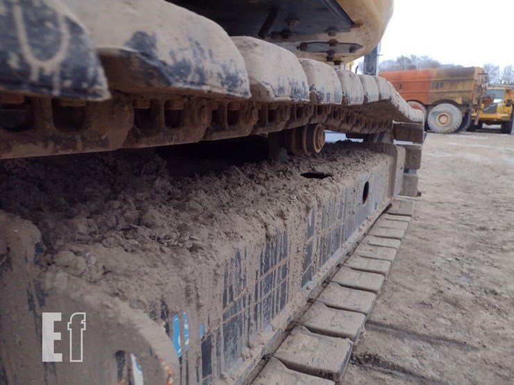 2021-deere-85g-image-39