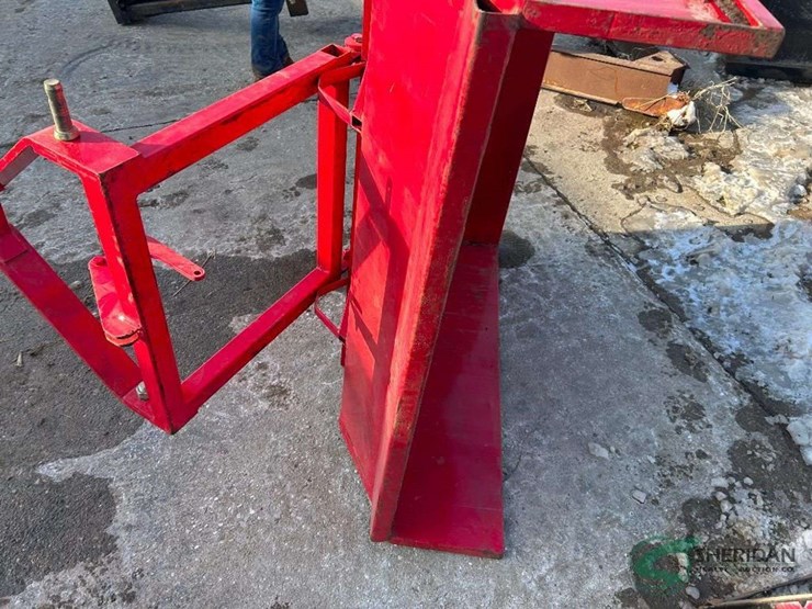 3pt-hitch-trip-bucket-image-5