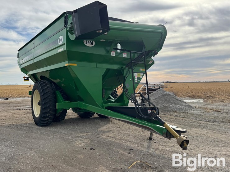 j&m-1151-grain-storm-grain-cart-image-3