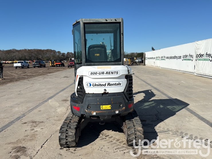 2020-bobcat-e26-image-28