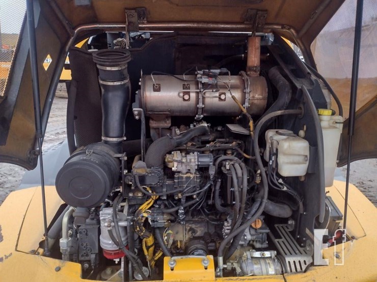 2019-deere-324l-image-25